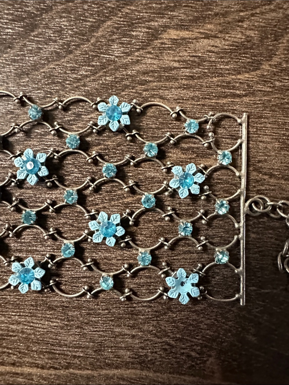 Floral bracelet - Picture 6 of 10